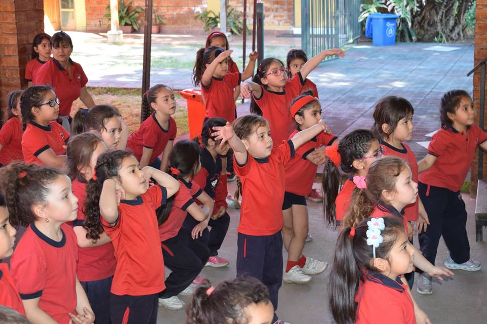 En este momento estás viendo Semana del Párvulo: Día 3 Zumba!!