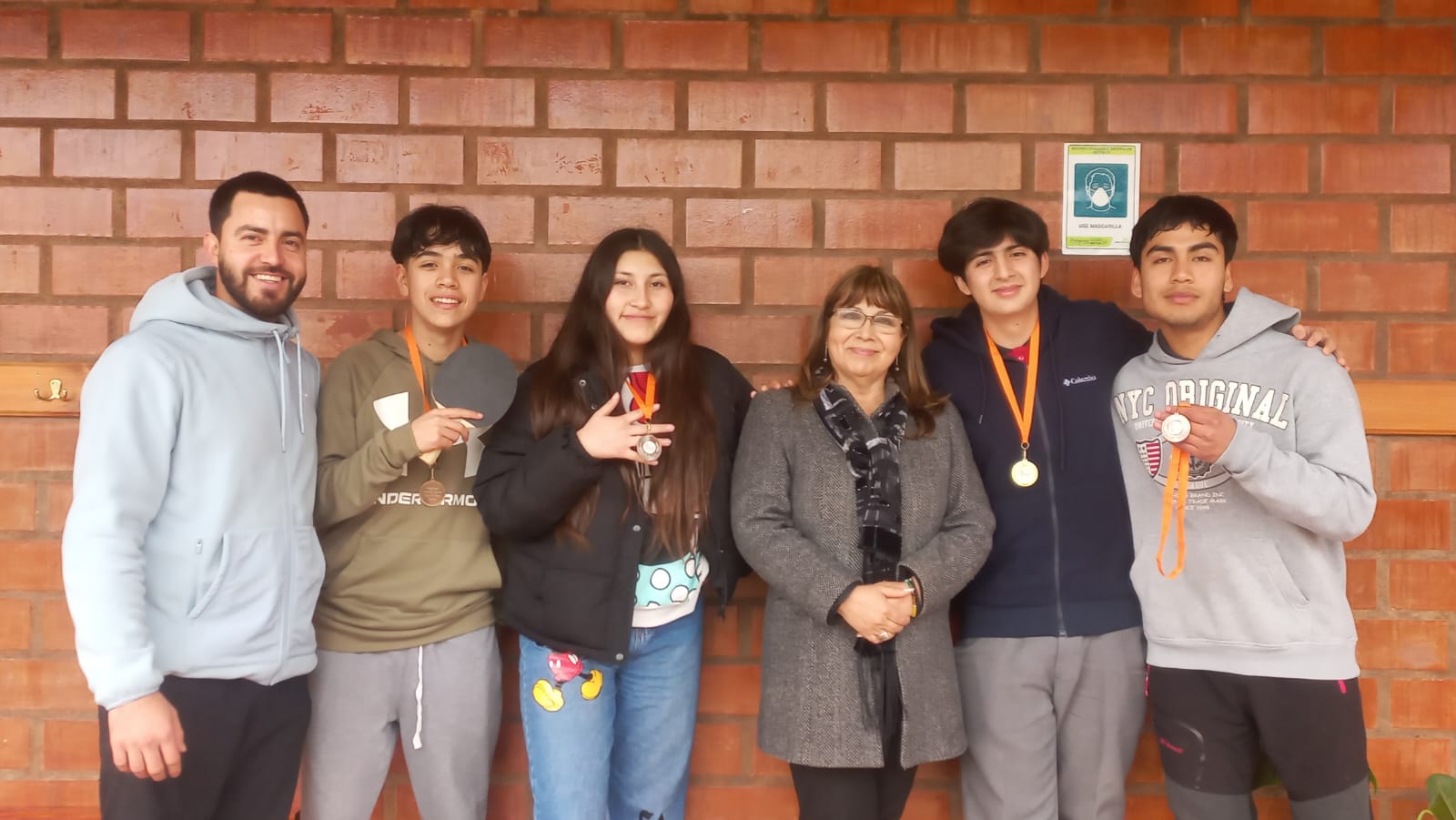 Lee más sobre el artículo 🏆 ¡Nuestros estudiantes destacan en el Comunal de Ajedrez y Tenis de Mesa Juvenil! 🏓♟️
