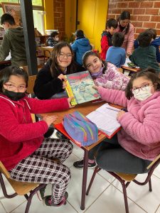Read more about the article ¡Explorando el mundo de la lectura en 3ro Básico!