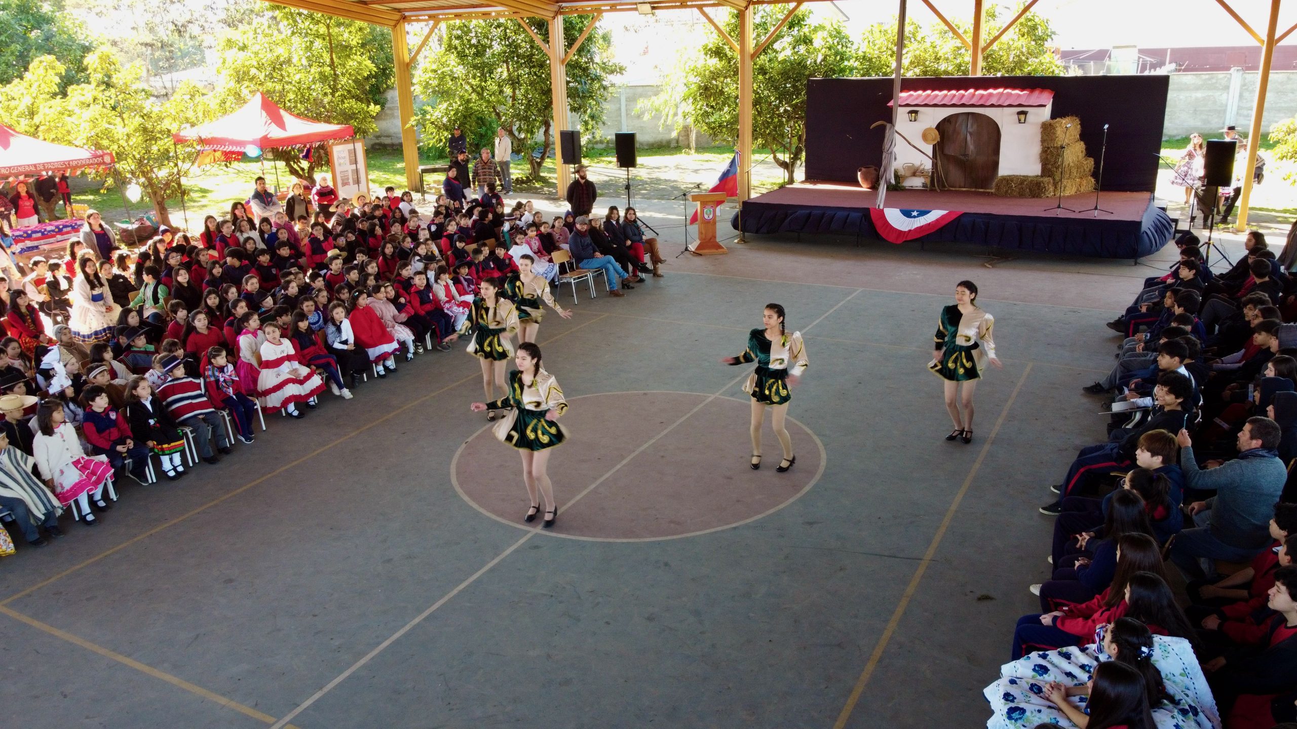 Lee más sobre el artículo ¡Una celebración inolvidable de nuestras Fiestas Patrias en Cryptocarya Alba!