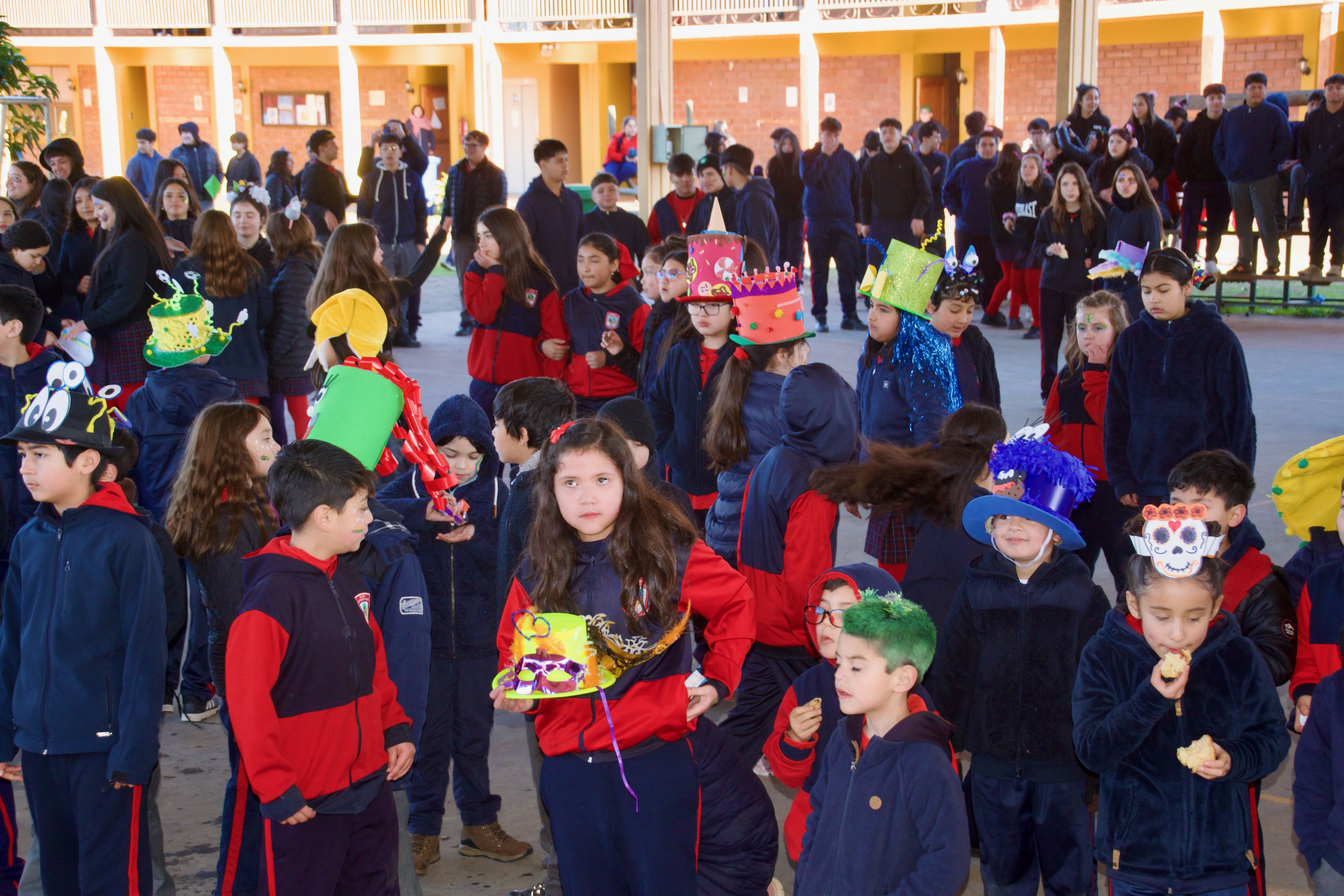 Read more about the article 🎉 ¡Ayer, lunes 12 de agosto, dimos inicio al Aniversario Nº38 del Colegio Cryptocarya Alba! 🎉